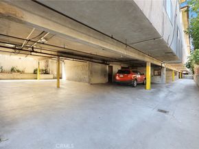 332 Riverdale Drive, Glendale CA 91204