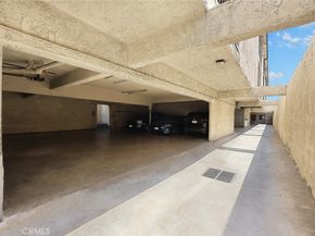 336 Riverdale Drive, Glendale CA 91204