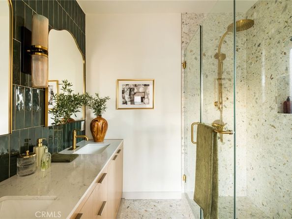 2396 W 31st Street, Los Angeles CA 90018