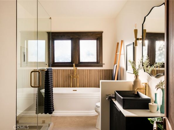 2396 W 31st Street, Los Angeles CA 90018