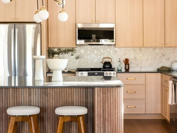 2396 W 31st Street, Los Angeles CA 90018