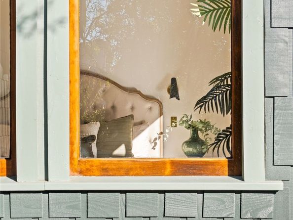 2396 W 31st Street, Los Angeles CA 90018