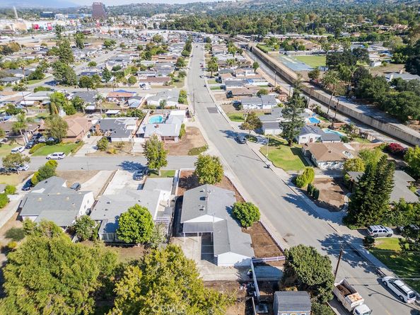 2407 E Walnut Creek, West Covina CA 91791