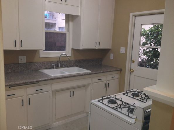 175 S Sierra Madre, Pasadena CA 91107
