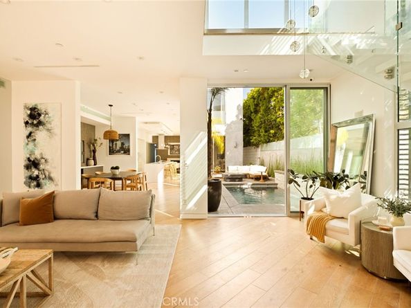 936 Milwood Avenue, Venice CA 90291