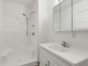 2836 Flangel, Lakewood CA 90712