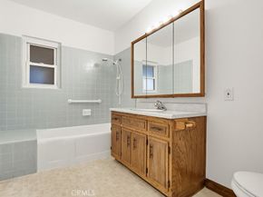 2836 Flangel, Lakewood CA 90712