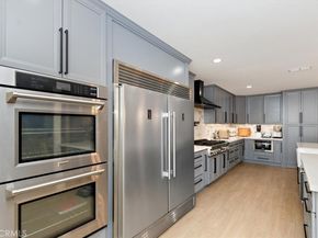 2105 Oxford Avenue, Claremont CA 91711