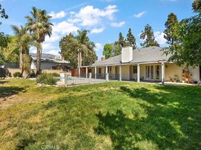 2105 Oxford Avenue, Claremont CA 91711