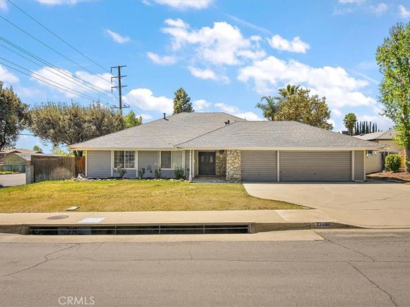 2105 Oxford Avenue, Claremont CA 91711