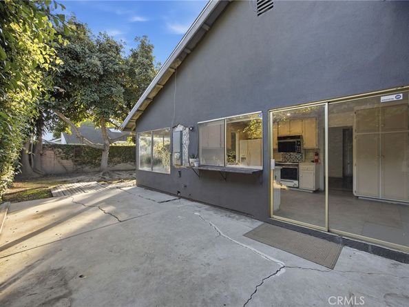 418 W Carol, Santa Ana CA 92707