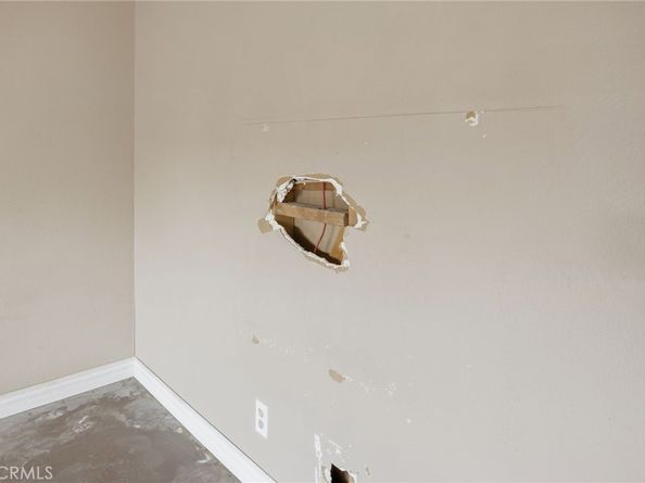 418 W Carol, Santa Ana CA 92707