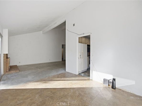 418 W Carol, Santa Ana CA 92707