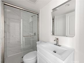 5218 Auckland Avenue, Toluca Lake CA 91601