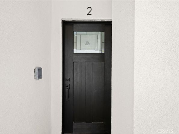 5218 Auckland Avenue, Toluca Lake CA 91601