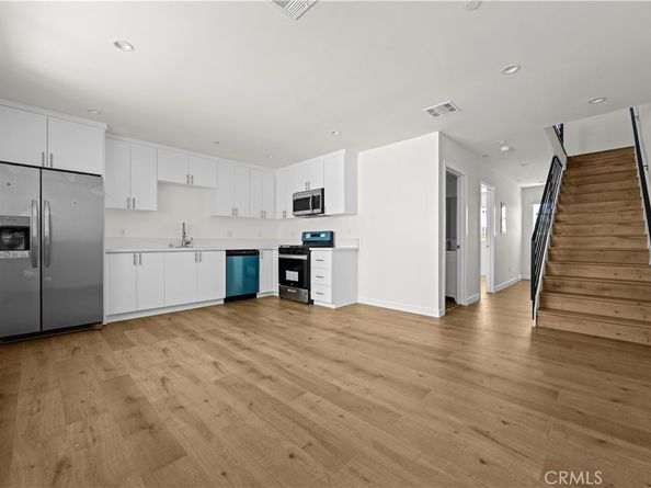 5218 Auckland Avenue, Toluca Lake CA 91601