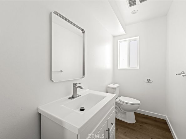 5218 Auckland Avenue, Toluca Lake CA 91601