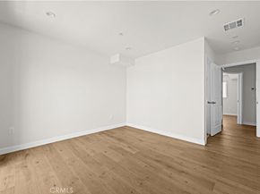 5218 Auckland Avenue, Toluca Lake CA 91601