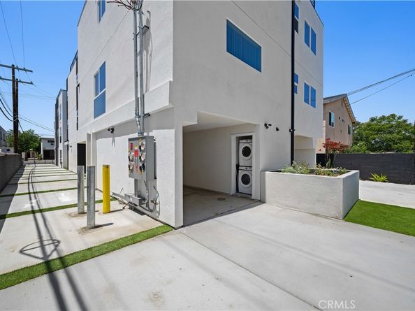 5218 Auckland Avenue, Toluca Lake CA 91601