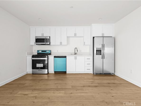 5218 Auckland Avenue, Toluca Lake CA 91601