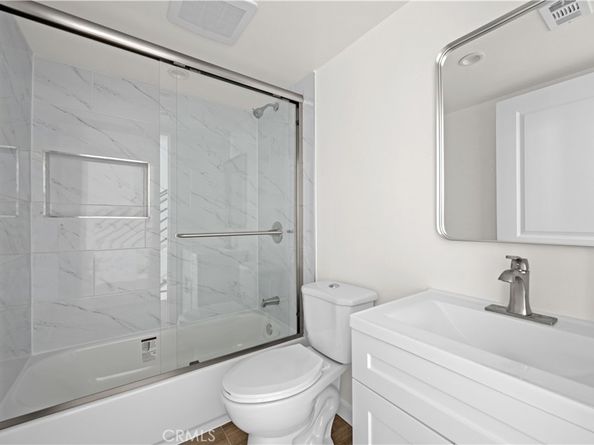 5218 Auckland Avenue, Toluca Lake CA 91601