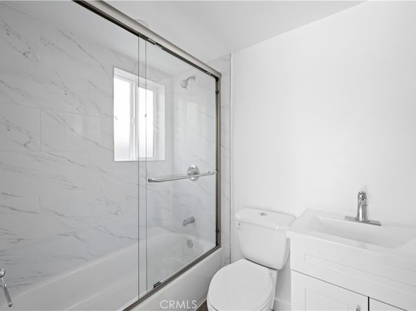 5218 Auckland Avenue, Toluca Lake CA 91601