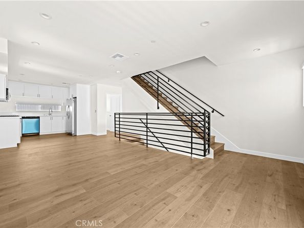 5218 Auckland Avenue, Toluca Lake CA 91601