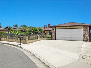 912 Jacmar Drive