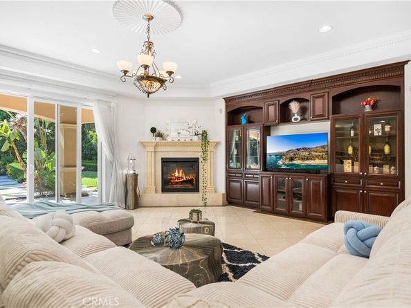 553 Woodward Boulevard, Pasadena CA 91107