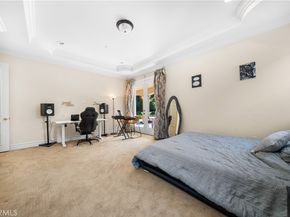 553 Woodward Boulevard, Pasadena CA 91107