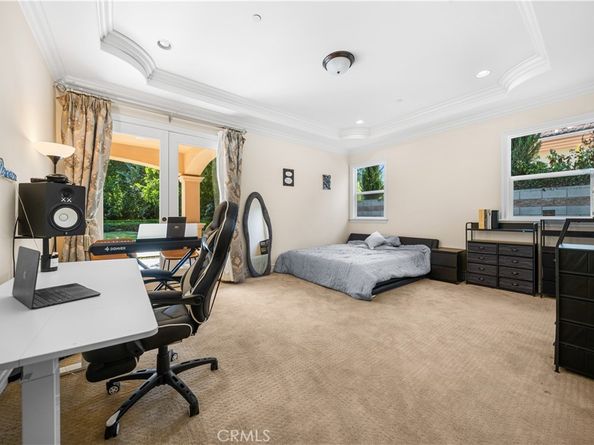 553 Woodward Boulevard, Pasadena CA 91107