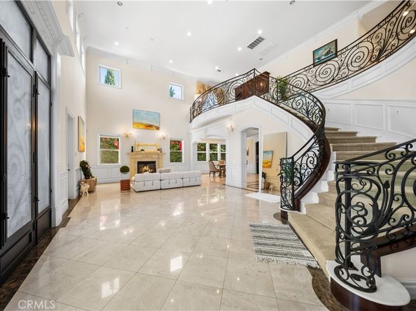 553 Woodward Boulevard, Pasadena CA 91107