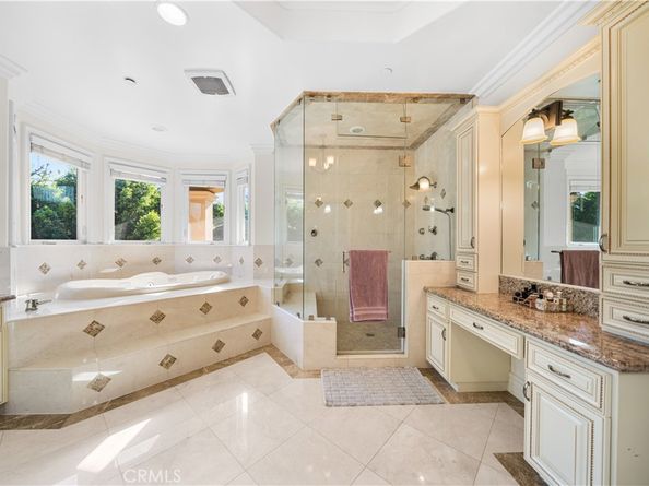 553 Woodward Boulevard, Pasadena CA 91107