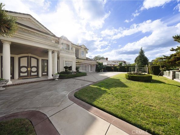 220 W Lemon Ave, Arcadia CA 91007