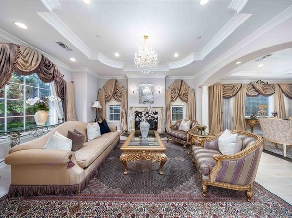 220 W Lemon Ave, Arcadia CA 91007