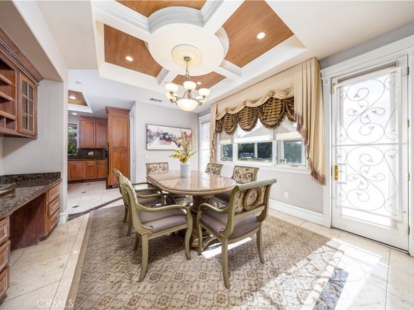 220 W Lemon Ave, Arcadia CA 91007