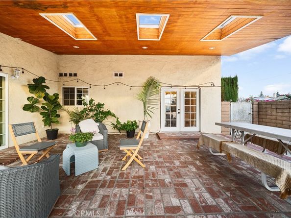 691 S Sally Lee Ave, Azusa CA 91702