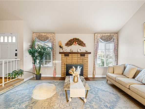 691 S Sally Lee Ave, Azusa CA 91702