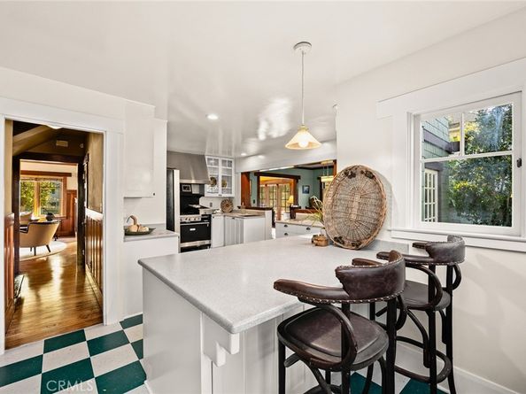 1661 Las Lunas, Pasadena CA 91106