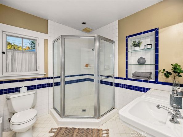 1661 Las Lunas, Pasadena CA 91106