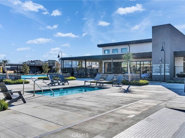 15946 Caterpillar Drive, Fontana CA 92336