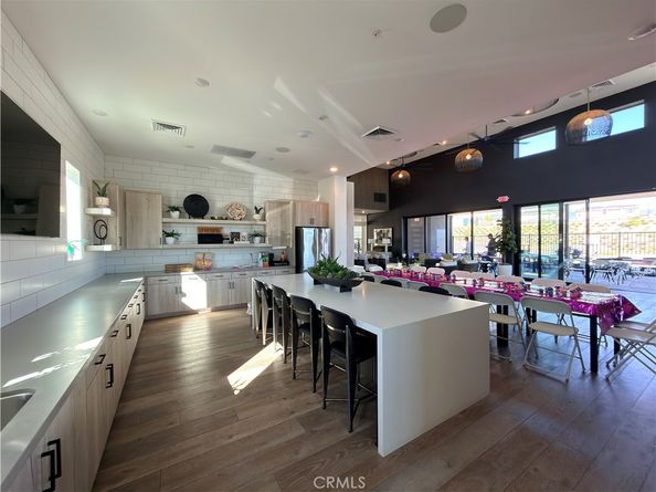 15946 Caterpillar Drive, Fontana CA 92336