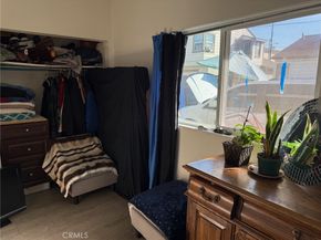 5141 Oakland, Los Angeles CA 90032