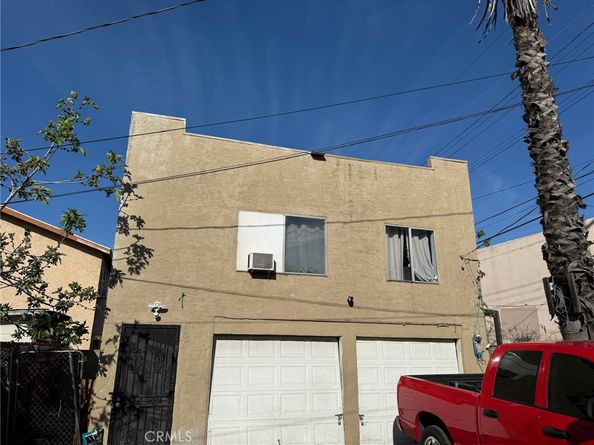 5141 Oakland, Los Angeles CA 90032