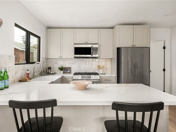 1148 E 83rd Street, Los Angeles CA 90001