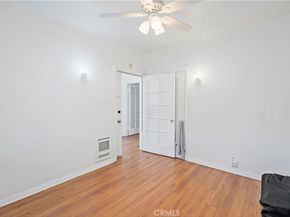 1637 W 37th Street, Los Angeles CA 90018