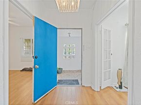 1637 W 37th Street, Los Angeles CA 90018