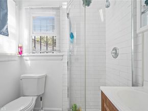 1637 W 37th Street, Los Angeles CA 90018