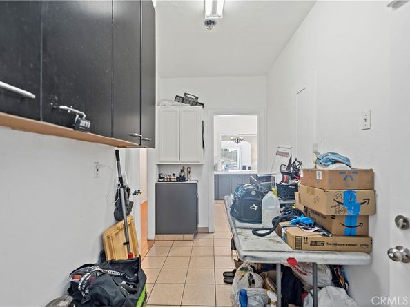 1637 W 37th Street, Los Angeles CA 90018