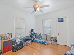 1637 W 37th Street, Los Angeles CA 90018